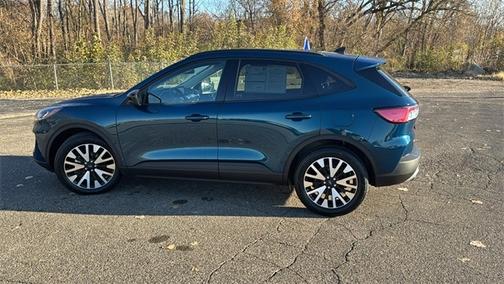 2020 Ford Escape SE SPORT