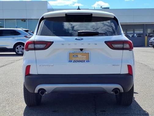 OXFORD WHITE 2023 Ford Escape ACTIVE