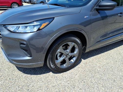 CARBONIZED GRAY METALLIC 2024 Ford Escape ST-LINE