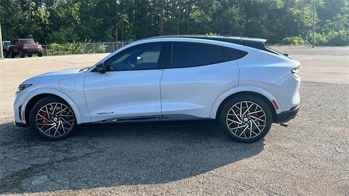 2021 Ford Mustang Mach-E GT