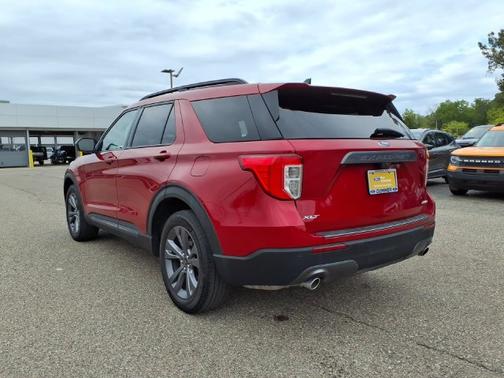 RAPID RED MET TINTED CC 2023 Ford Explorer XLT