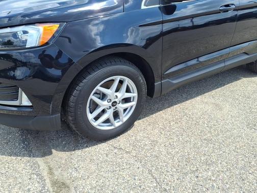 AGATE BLACK METALLIC 2023 Ford Edge SEL