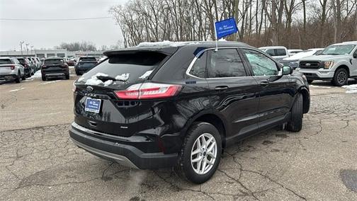 2022 Ford Edge SEL