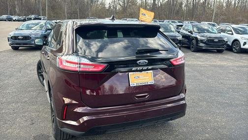 BURGUNDY VELVET MET TINT CC 2023 Ford Edge ST LINE