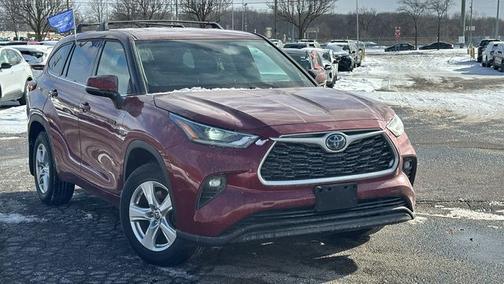 2021 Toyota Highlander LE
