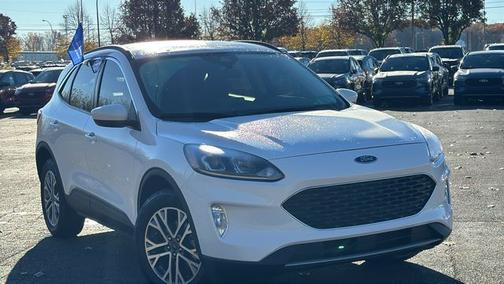 2022 Ford Escape SEL