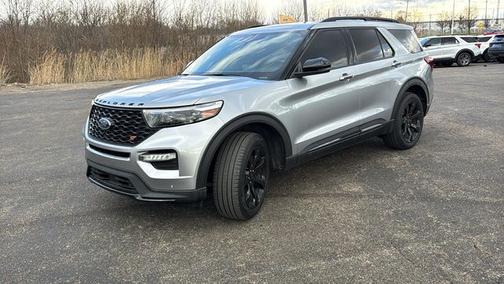 ICONIC SILVER METALLIC 2023 Ford Explorer ST