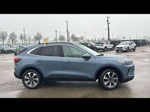 VAPOR BLUE METALLIC 2023 Ford Escape PLATINUM