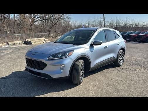 BLEU GLACIER ARGENT MÉTALL 2022 Ford Escape SEL