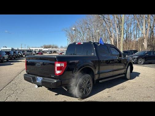 AGATE BLACK METALLIC 2022 Ford F-150 LARIAT
