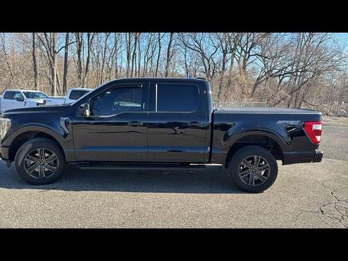 AGATE BLACK METALLIC 2022 Ford F-150 LARIAT