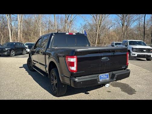 AGATE BLACK METALLIC 2022 Ford F-150 LARIAT