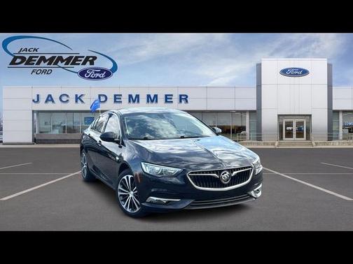 Darkmoon Blue Metallic 2018 Buick Regal ESSENCE