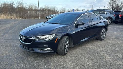 Darkmoon Blue Metallic 2018 Buick Regal ESSENCE