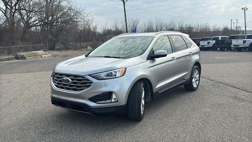 ICONIC SILVER 2020 Ford Edge TITANIUM