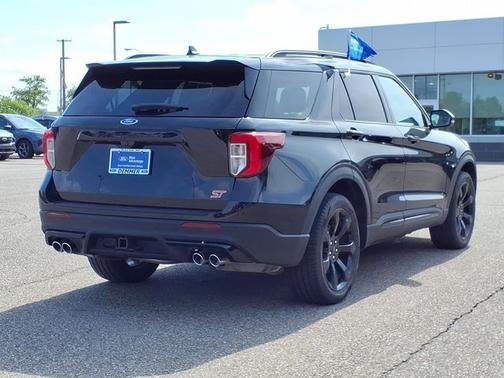 AGATE BLACK METALLIC 2024 Ford Explorer ST