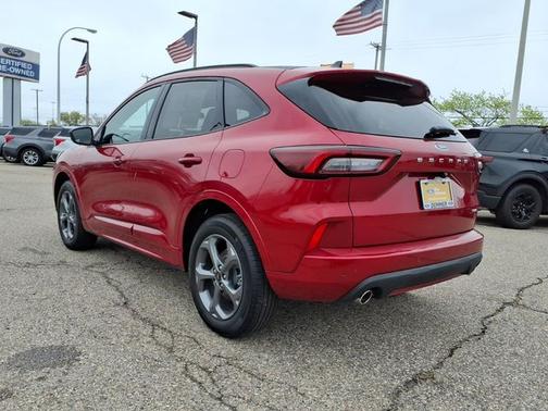 RAPID RED MET TINTED CC 2024 Ford Escape ST-LINE