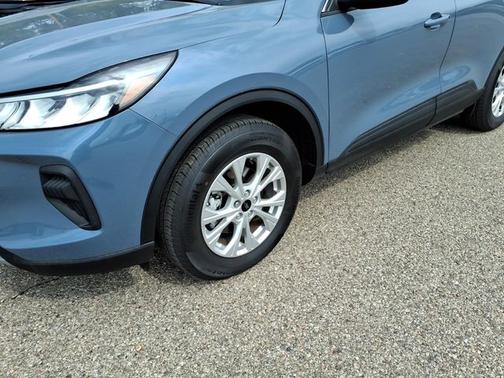 VAPOR BLUE METALLIC 2023 Ford Escape ACTIVE