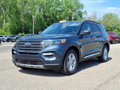 STONE BLUE METALLIC 2023 Ford Explorer XLT