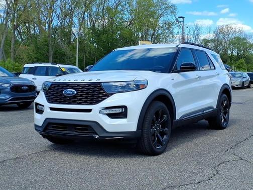 STAR WHITE MET TRI-COAT 2024 Ford Explorer ST-LINE