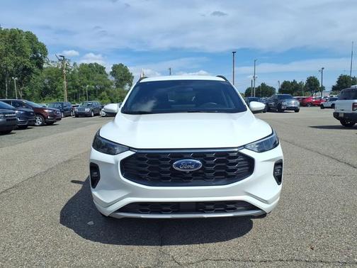 STAR WHITE METALLIC TRI-COA 2024 Ford Escape ST-LINE SELECT