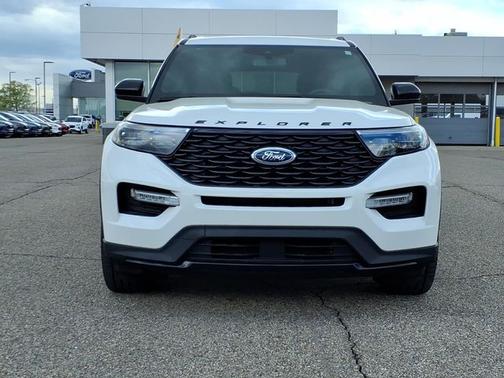 STAR WHITE MET TRI-COAT 2024 Ford Explorer ST-LINE
