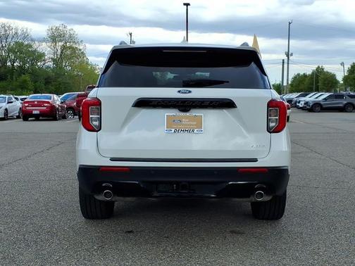 STAR WHITE MET TRI-COAT 2024 Ford Explorer ST-LINE