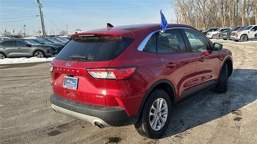 2022 Ford Escape SE