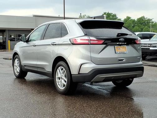 ICONIC SILVER 2023 Ford Edge SEL