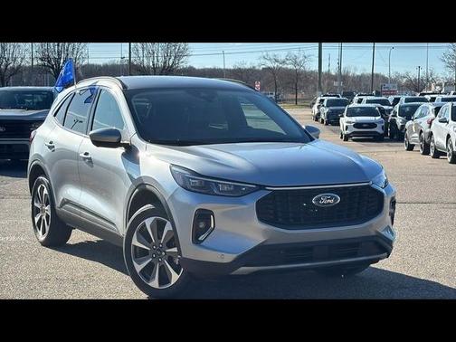 ICONIC SILVER METALLIC 2023 Ford Escape PLATINUM