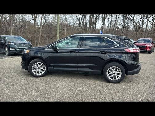 AGATE BLACK METALLIC 2023 Ford Edge SEL