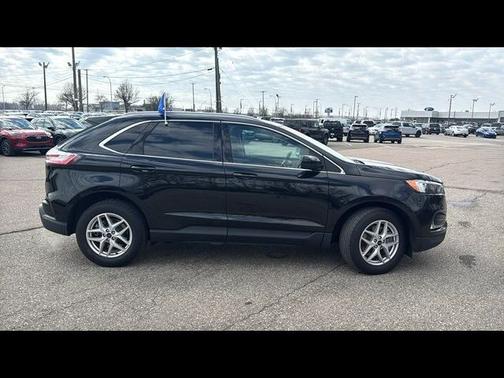 AGATE BLACK METALLIC 2023 Ford Edge SEL