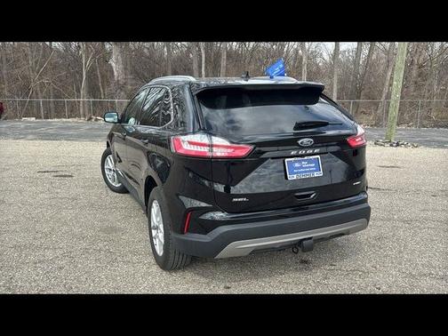 AGATE BLACK METALLIC 2023 Ford Edge SEL