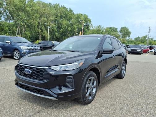 AGATE BLACK METALLIC 2024 Ford Escape ST-LINE