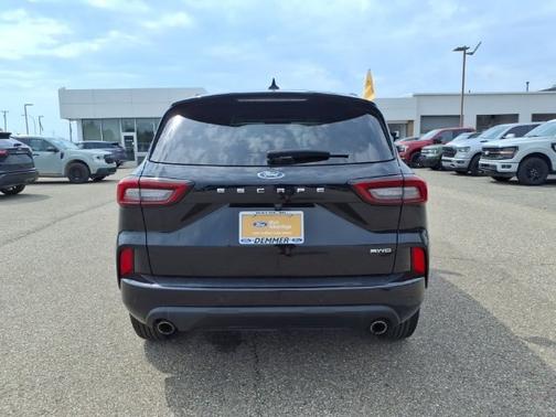 AGATE BLACK METALLIC 2024 Ford Escape ST-LINE