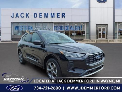 AGATE BLACK METALLIC 2024 Ford Escape ST-LINE