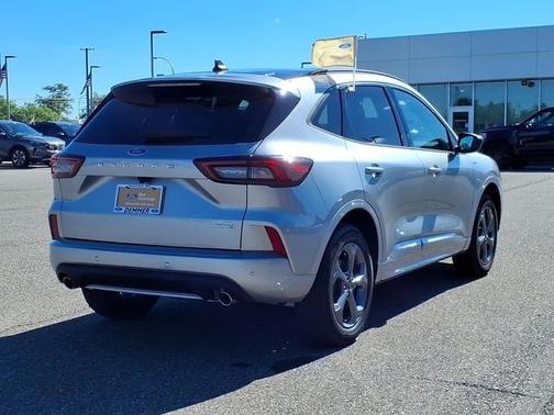 ICONIC SILVER METALLIC 2024 Ford Escape ST-LINE