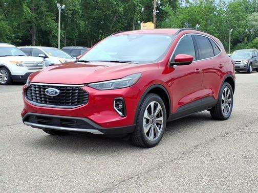 RAPID RED MET TINTED CC 2023 Ford Escape PLATINUM