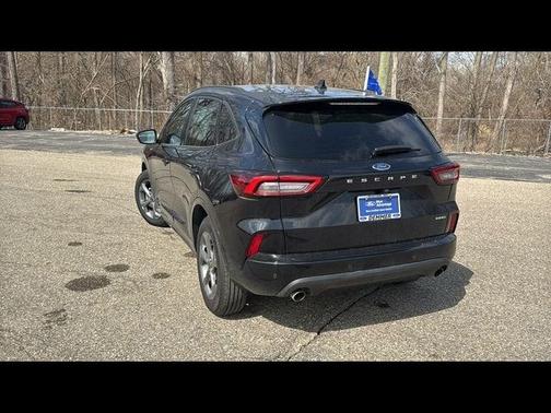 AGATE BLACK METALLIC 2024 Ford Escape ST-LINE