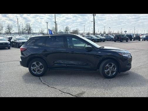 AGATE BLACK METALLIC 2024 Ford Escape ST-LINE