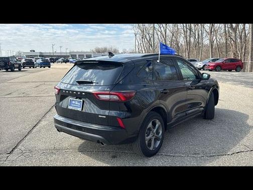 AGATE BLACK METALLIC 2024 Ford Escape ST-LINE