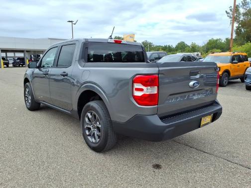 CARBONIZED GREY METALLIC 2022 Ford Maverick XLT