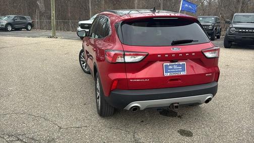 RAPID RED MET TINTED CC 2022 Ford Escape TITANIUM