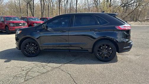 2022 Ford Edge ST Line