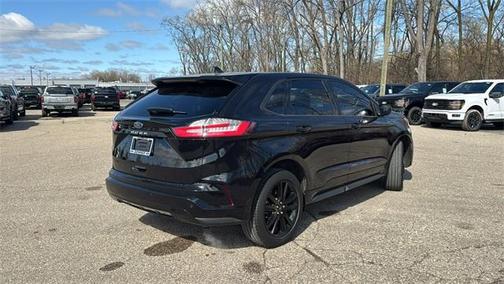 2022 Ford Edge ST Line