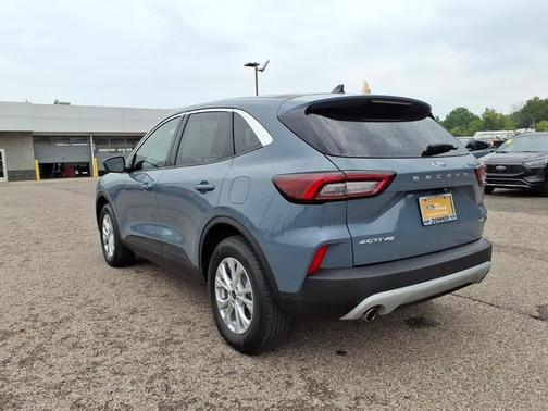 VAPOR BLUE METALLIC 2024 Ford Escape ACTIVE