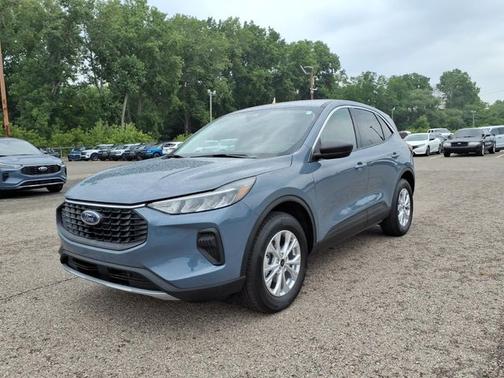 VAPOR BLUE METALLIC 2024 Ford Escape ACTIVE