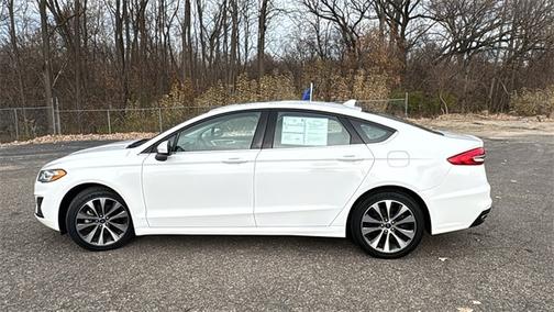2020 Ford Fusion SE