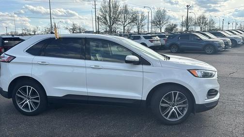 STAR WHITE 2022 Ford Edge TITANIUM