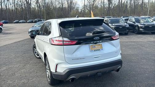 STAR WHITE 2022 Ford Edge TITANIUM